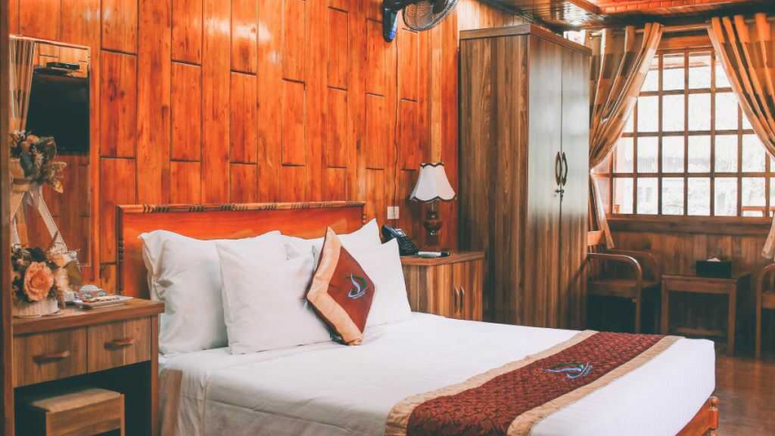 Deluxe Double Room Thung Nham Resort