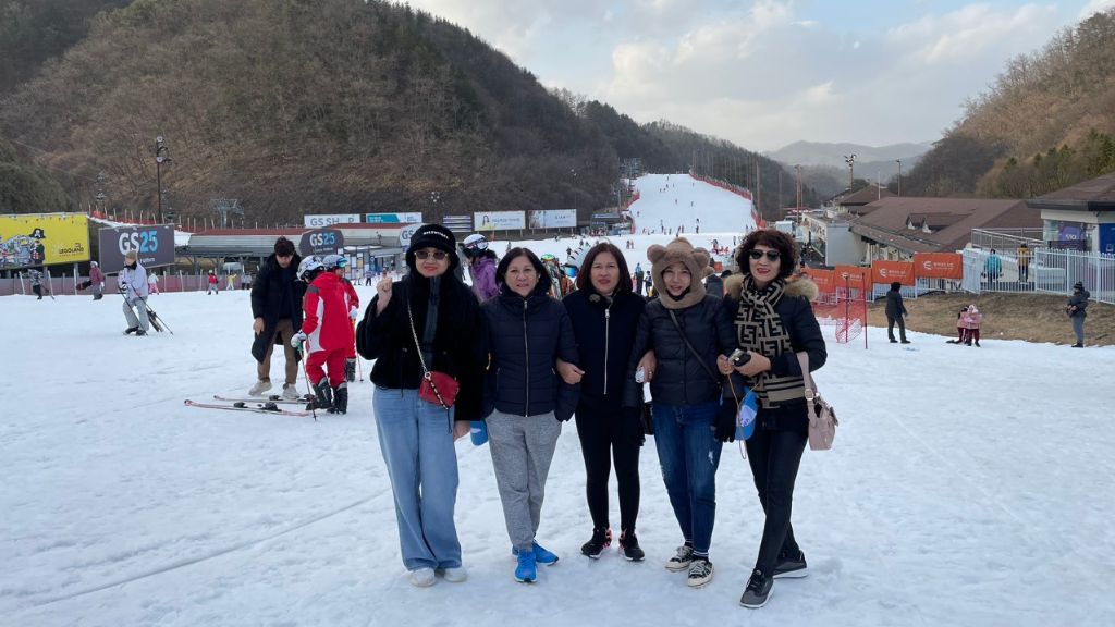 Khu trượt tuyết Elysian Gangchon hũng vĩ với nhiều trò chơi thú vị